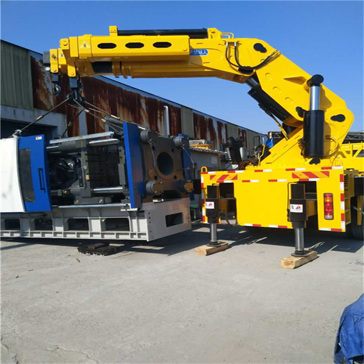 建湖县 大吨位折臂吊出租费用解析：一小时租赁多少钱